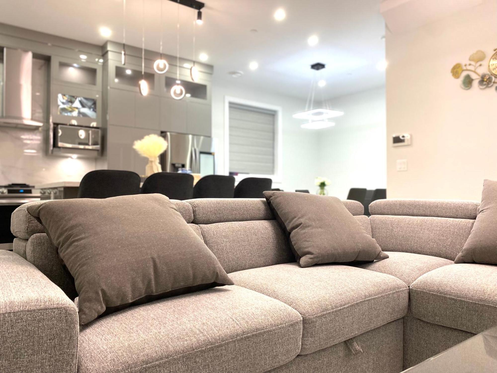 Modern And New House Near Pne With Big Garden And Free Parking Apartment Vancouver Exterior photo